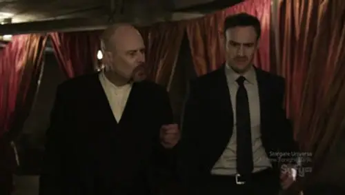 Casi humanos Temporada 1 Episodios 11 • Sub Español