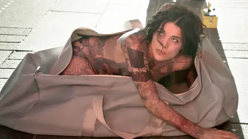 Blindspot Temporada 1 Episodios 1 • Sub Español