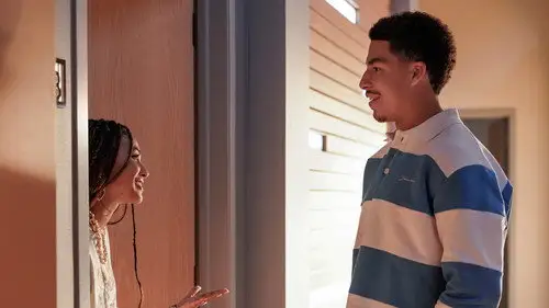 grown-ish Temporada 5 Episodios 8 • Sub Español