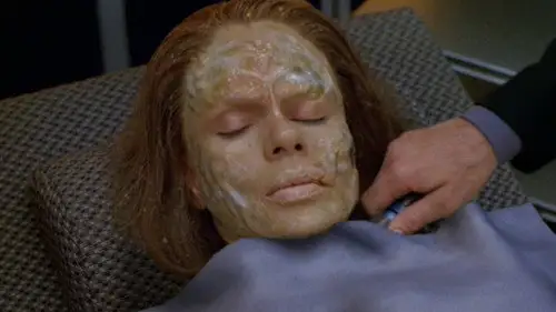Star Trek: Voyager Temporada 5 Episodios 17 • Sub Español