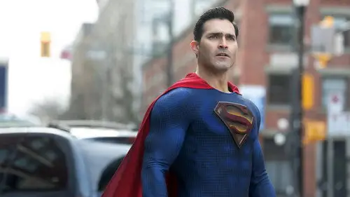 Superman y Lois Temporada 3 Episodios 11 • Sub Español