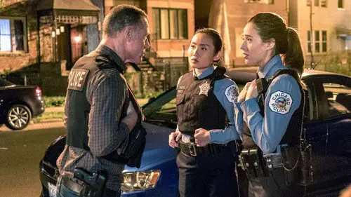 Chicago P.D. Temporada 4 Episodios 4 • Sub Español