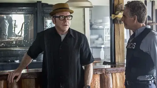 NCIS: Nueva Orleans Temporada 3 Episodios 13 • Sub Español