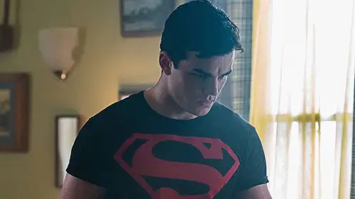 Titanes Temporada 2 Episodios 6 • Sub Español