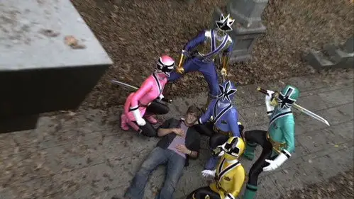 Power Rangers Temporada 19 Episodios 18 • Sub Español