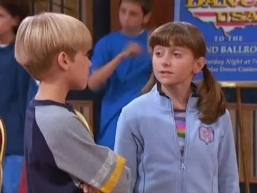 Hotel, dulce hotel: Las aventuras de Zack y Cody Temporada 1 Episodios 7 • Sub Español