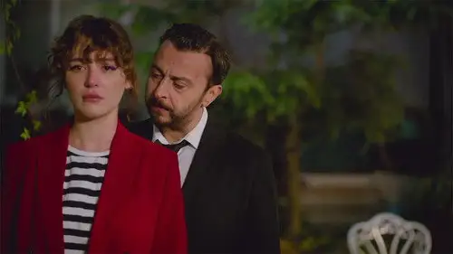 Leyla ile Mecnun Temporada 7 Episodios 10 • Sub Español