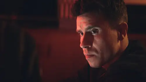 Bajo el fuego Temporada 2 Episodios 10 • Sub Español