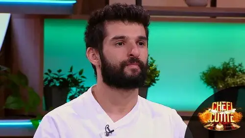 Chefi la cuțite Temporada 14 Episodios 12 • Sub Español