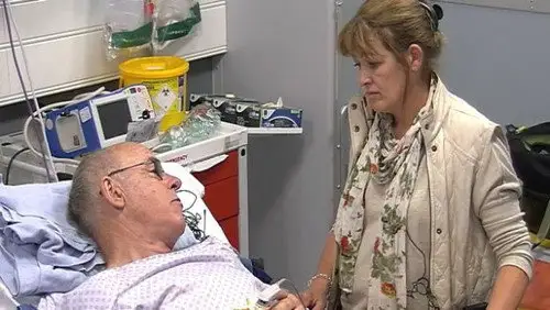 24 Hours in A&E Temporada 8 Episodios 12 • Sub Español