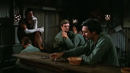 M*A*S*H Temporada 4 Episodios 10 • Sub Español