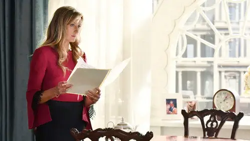 Sucesor designado Temporada 2 Episodios 4 • Sub Español