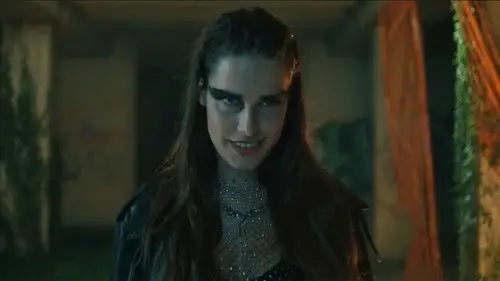 Mare Fuori Temporada 3 Episodios 10 • Sub Español