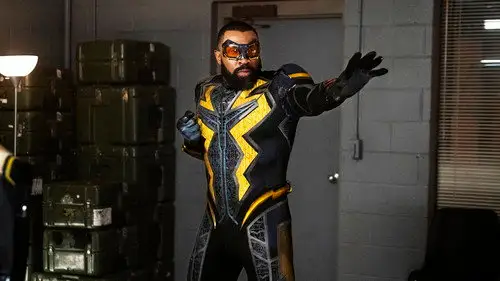 Black Lightning Temporada 3 Episodios 15 • Sub Español