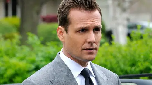 Suits: la clave del éxito Temporada 2 Episodios 4 • Sub Español