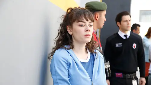 Avlu: El patio Temporada 1 Episodios 5 • Sub Español