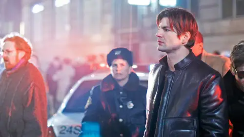 Queer As Folk Temporada 5 Episodios 10 • Sub Español