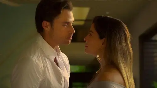Perfil falso Temporada 1 Episodios 8 • Sub Español