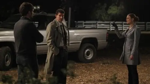 Bones Temporada 5 Episodios 13 • Sub Español