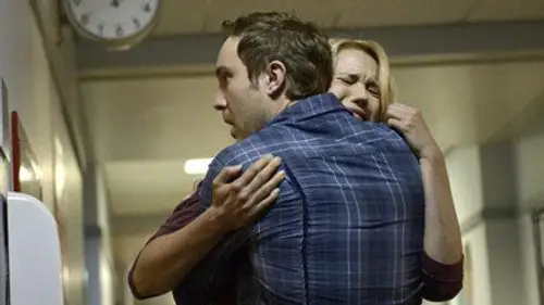 Casi humanos Temporada 3 Episodios 7 • Sub Español