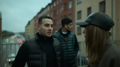 Dinero fácil Temporada 2 Episodios 4 • Sub Español