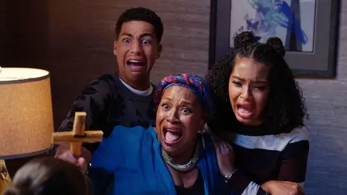 Black-ish Temporada 3 Episodios 6 • Sub Español
