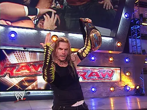 Raw Temporada 15 Episodios 4 • Sub Español