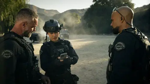 S.W.A.T.: Los hombres de Harrelson Temporada 8 Episodios 16 • Sub Español
