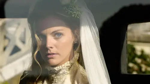 Gran Hotel Temporada 2 Episodios 1 • Sub Español