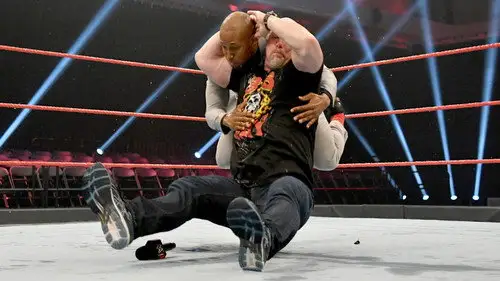 Raw Temporada 28 Episodios 11 • Sub Español