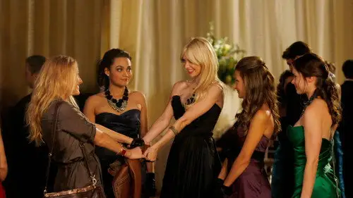 Gossip Girl Temporada 3 Episodios 9 • Sub Español