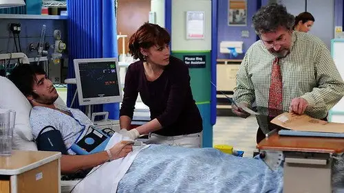 Holby City Temporada 12 Episodios 9 • Sub Español