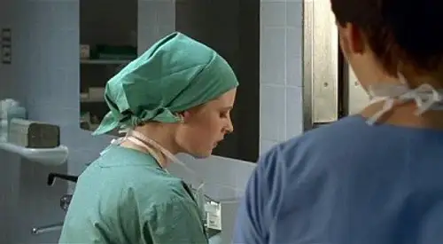 Diario de una doctora Temporada 1 Episodios 8 • Sub Español
