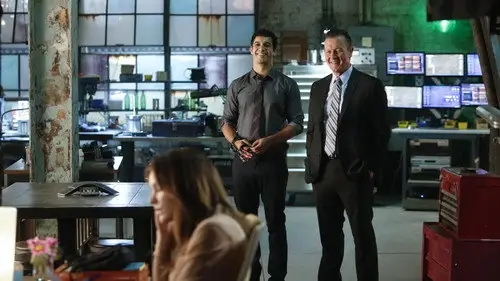 Scorpion Temporada 2 Episodios 1 • Sub Español