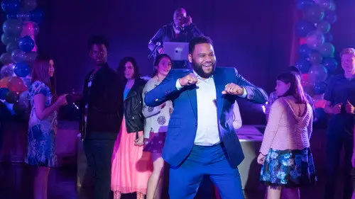Black-ish Temporada 5 Episodios 19 • Sub Español