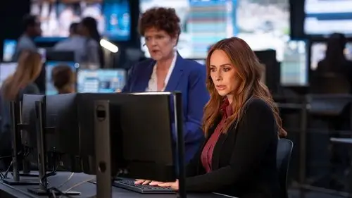 9-1-1 Temporada 9 Episodios 1 • Sub Español