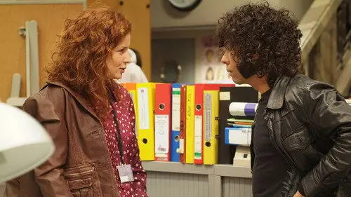 Los hombres de Paco Temporada 3 Episodios 4 • Sub Español