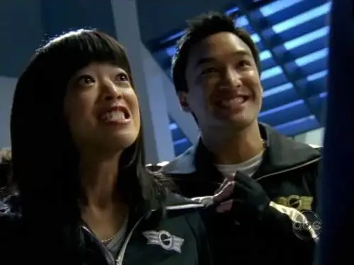 Power Rangers Temporada 17 Episodios 16 • Sub Español