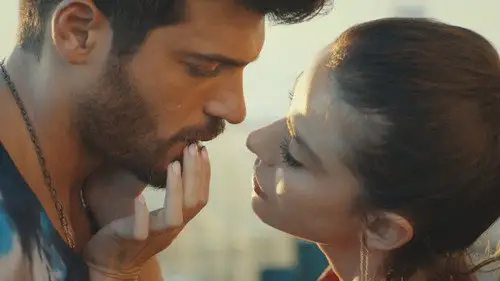 El hombre equivocado Temporada 1 Episodios 6 • Sub Español