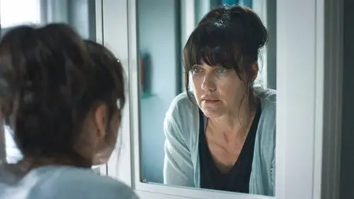 Casualty Temporada 38 Episodios 4 • Sub Español
