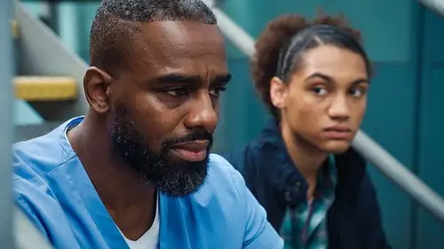 Casualty Temporada 33 Episodios 8 • Sub Español