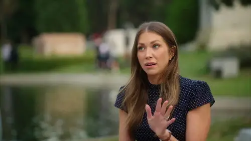 House of Stassi S1E3 • Oglądaj Online