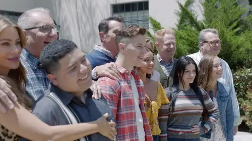 Modern Family Temporada 0 Episodios 4 • Sub Español