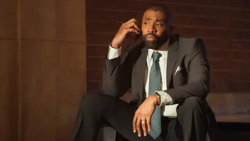 Black Lightning Temporada 2 Episodios 1 • Sub Español