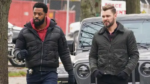 Chicago P.D. Temporada 9 Episodios 10 • Sub Español