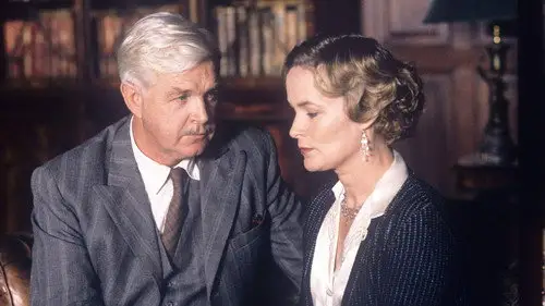 Agatha Christie: Poirot Temporada 1 Episodios 8 • Sub Español