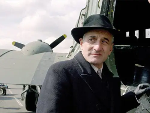 Foyle's War Temporada 2 Episodios 1 • Sub Español