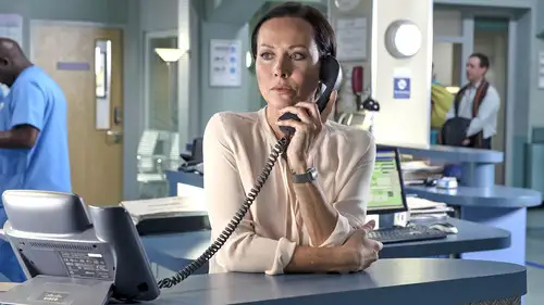 Casualty Temporada 29 Episodios 21 • Sub Español