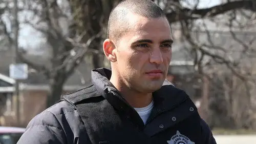 Chicago P.D. Temporada 10 Episodios 20 • Sub Español