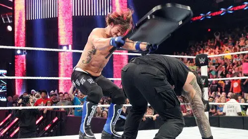 Raw Temporada 24 Episodios 20 • Sub Español